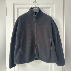 Estudio Niksen Boxy Fleece